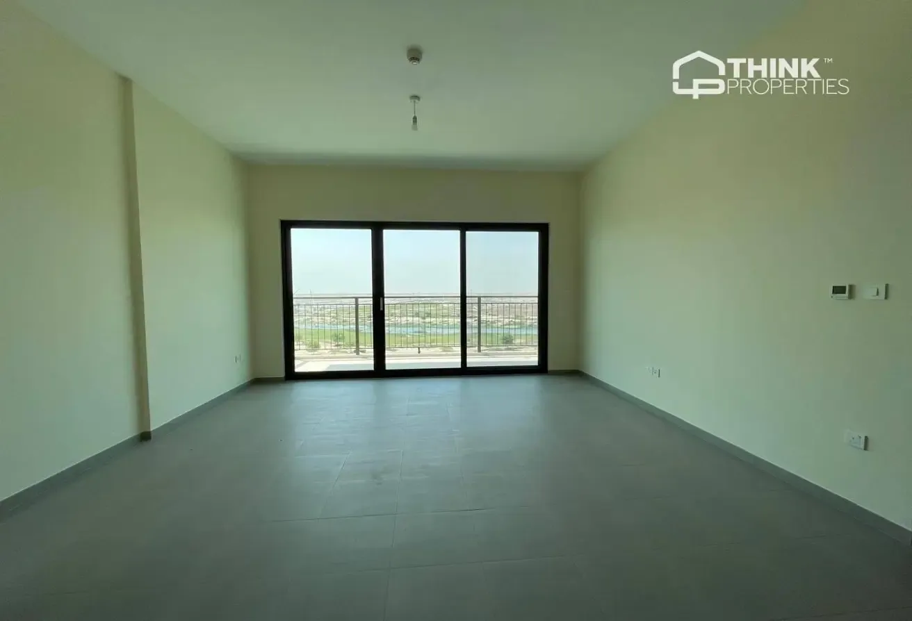 Golf and Park View |  Middle  Floor