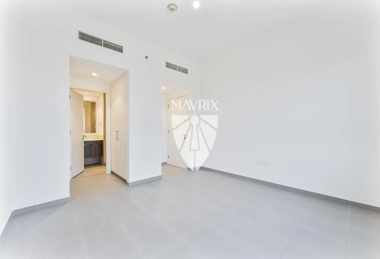 Chiller Free | Golf Course View | Vacant