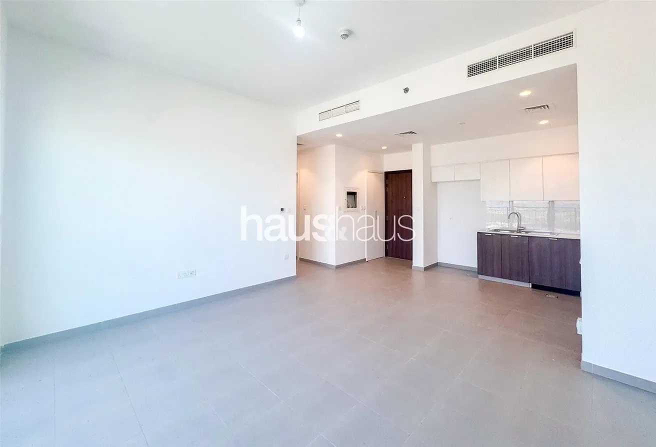 Vacant | Golf Course View | Double Bedrooms