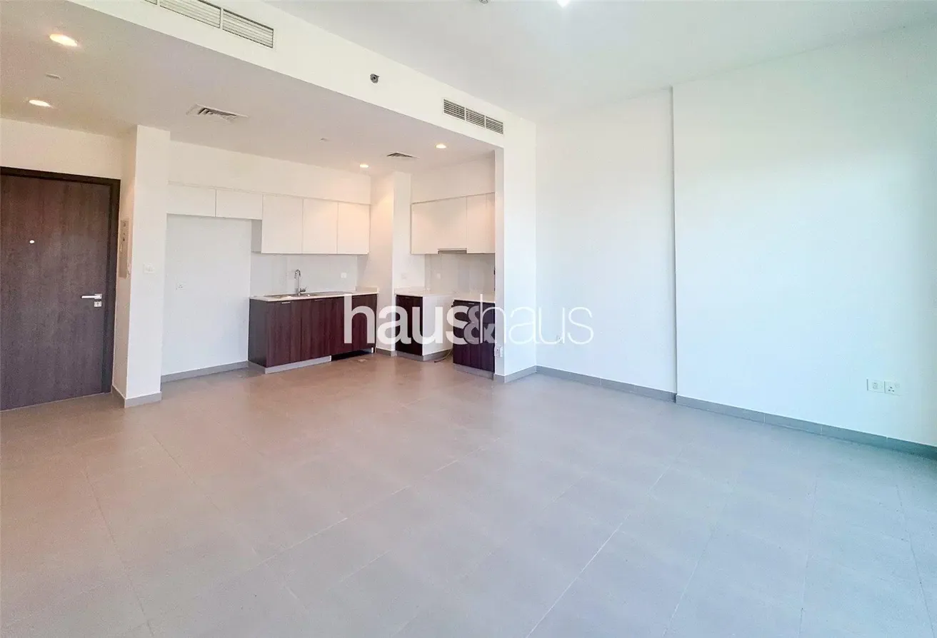 Vacant | Golf Course View | Double Bedrooms