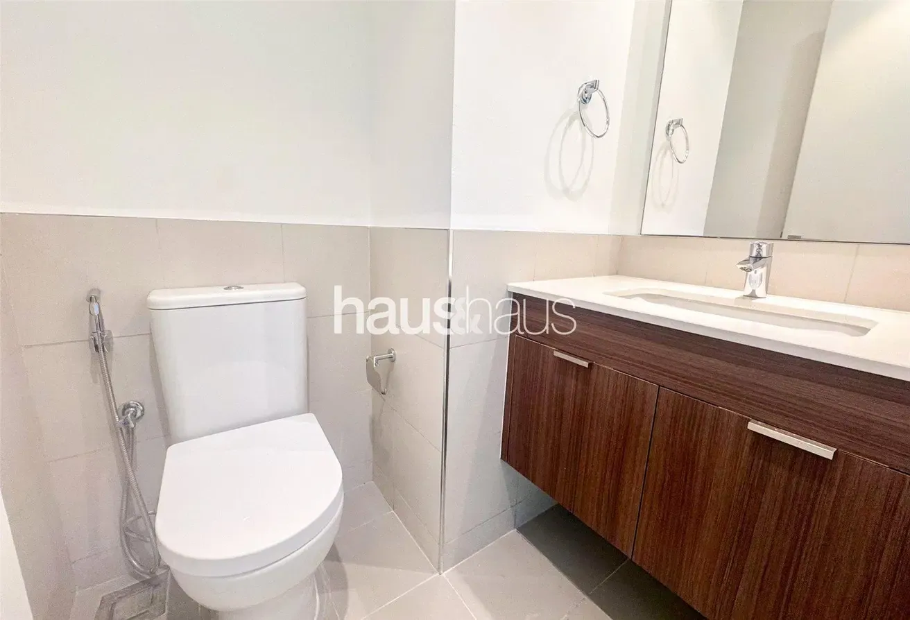 Vacant | Golf Course View | Double Bedrooms