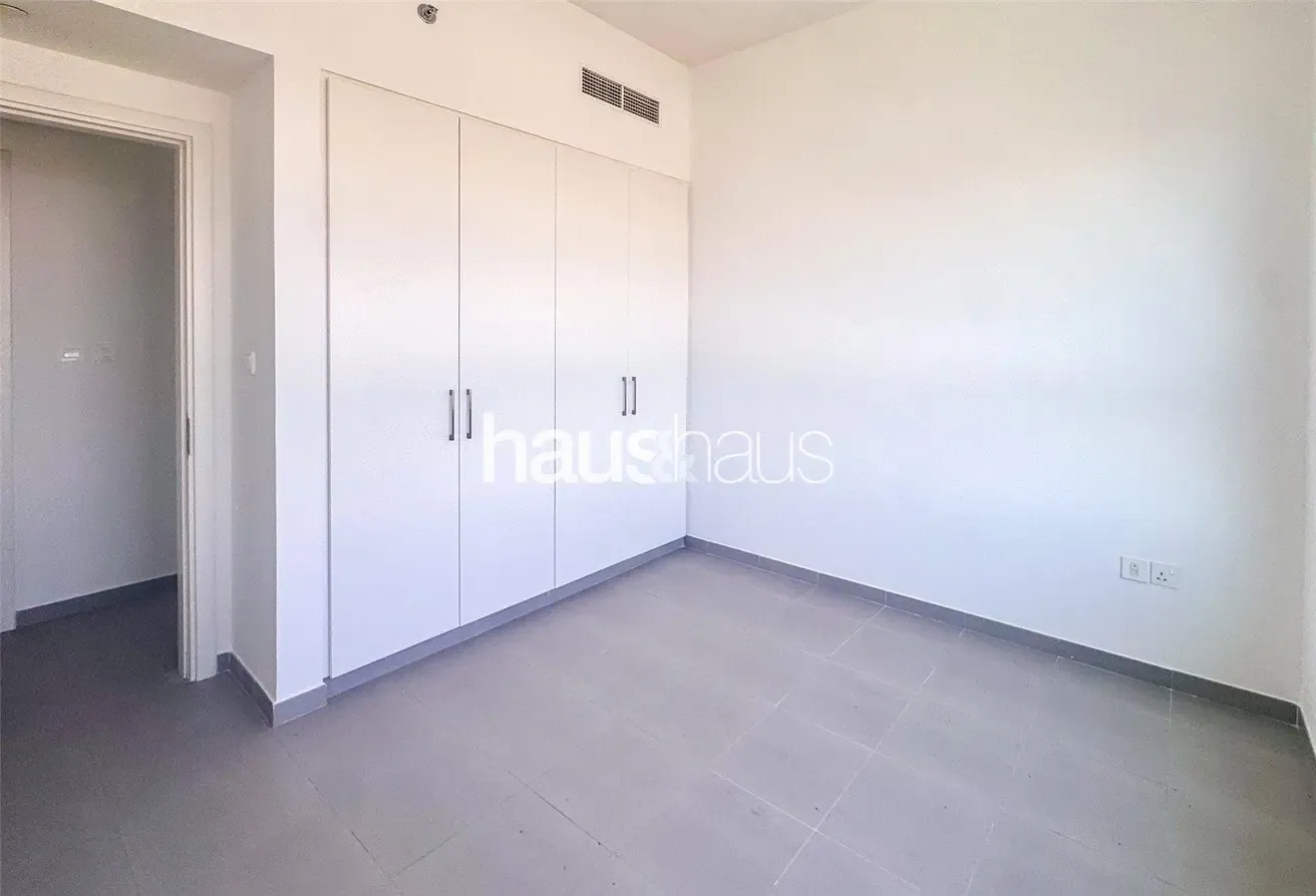 Vacant | Golf Course View | Double Bedrooms