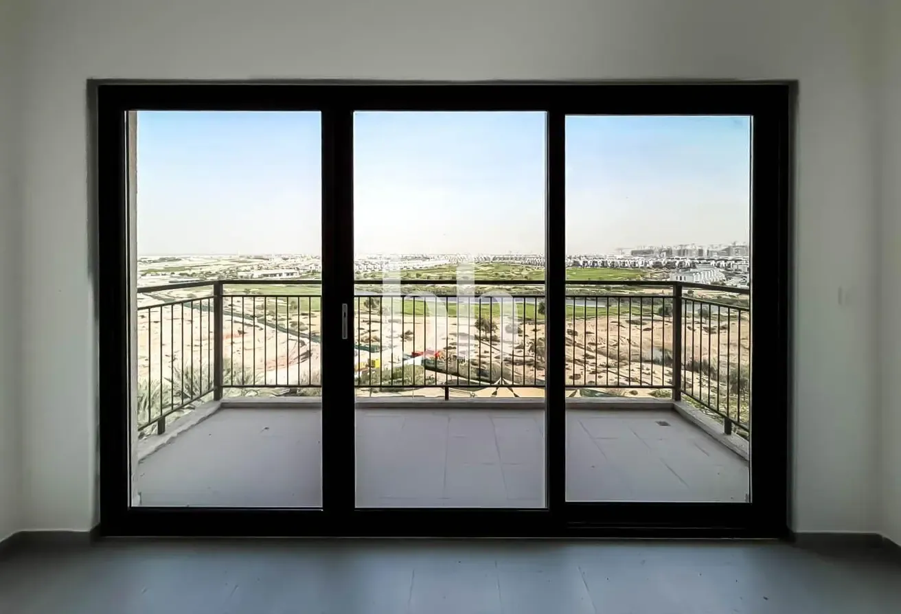 Golf-Course View | Vacant Now | Flexible Cheques