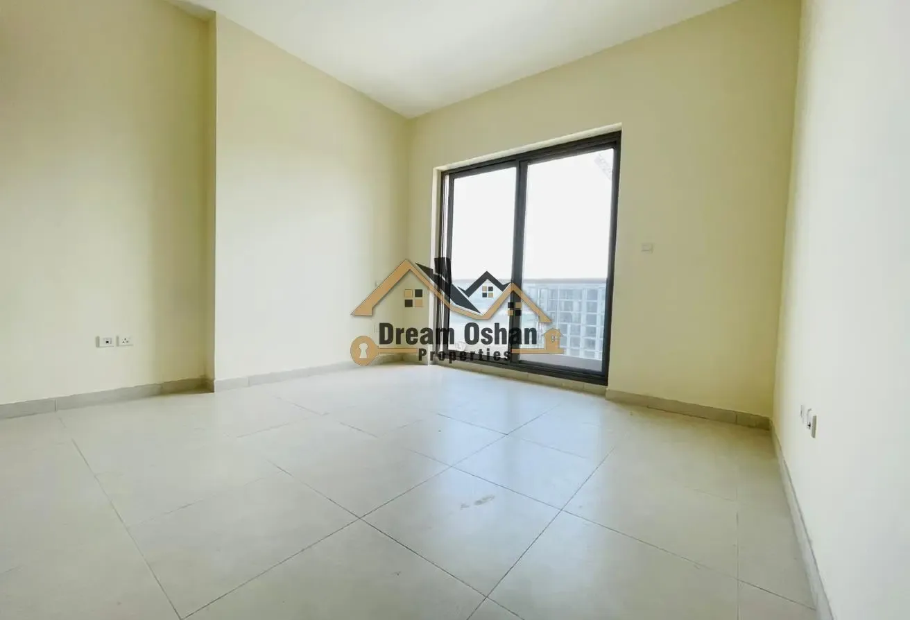 Ready 3BHK +Maids |Family Unit |Prime location
