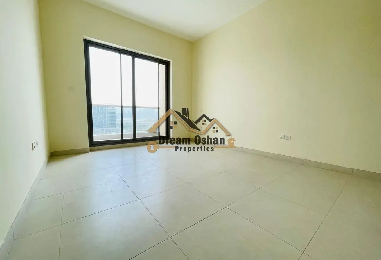 Ready 3BHK +Maids |Family Unit |Prime location
