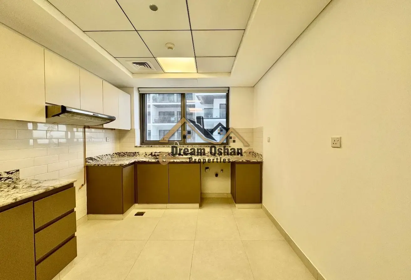 Modern 3BR + Maid Faimly Unit Huge Size Al Jaddaf.