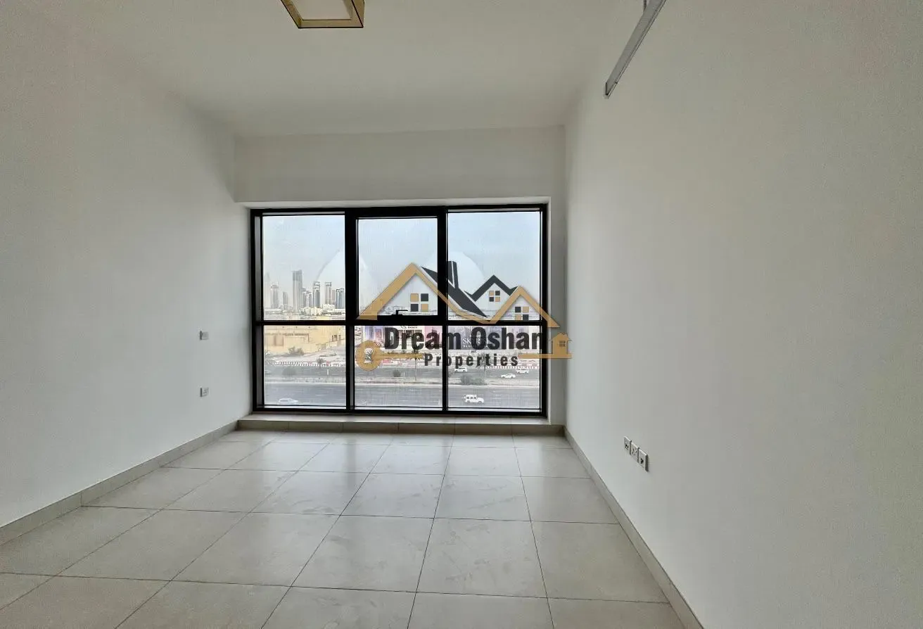 Modern 3BR + Maid Faimly Unit Huge Size Al Jaddaf.