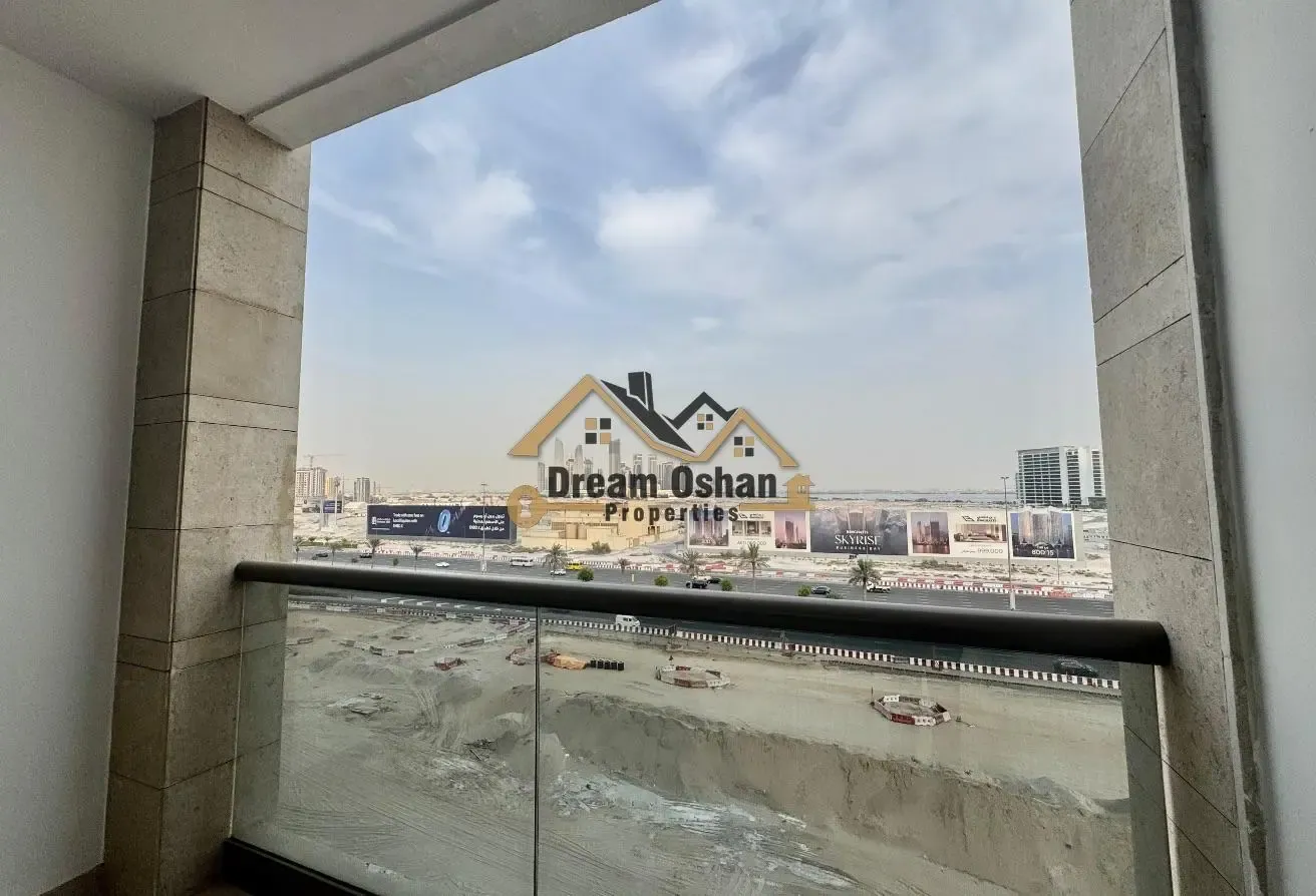 Modern 3BR + Maid Faimly Unit Huge Size Al Jaddaf.