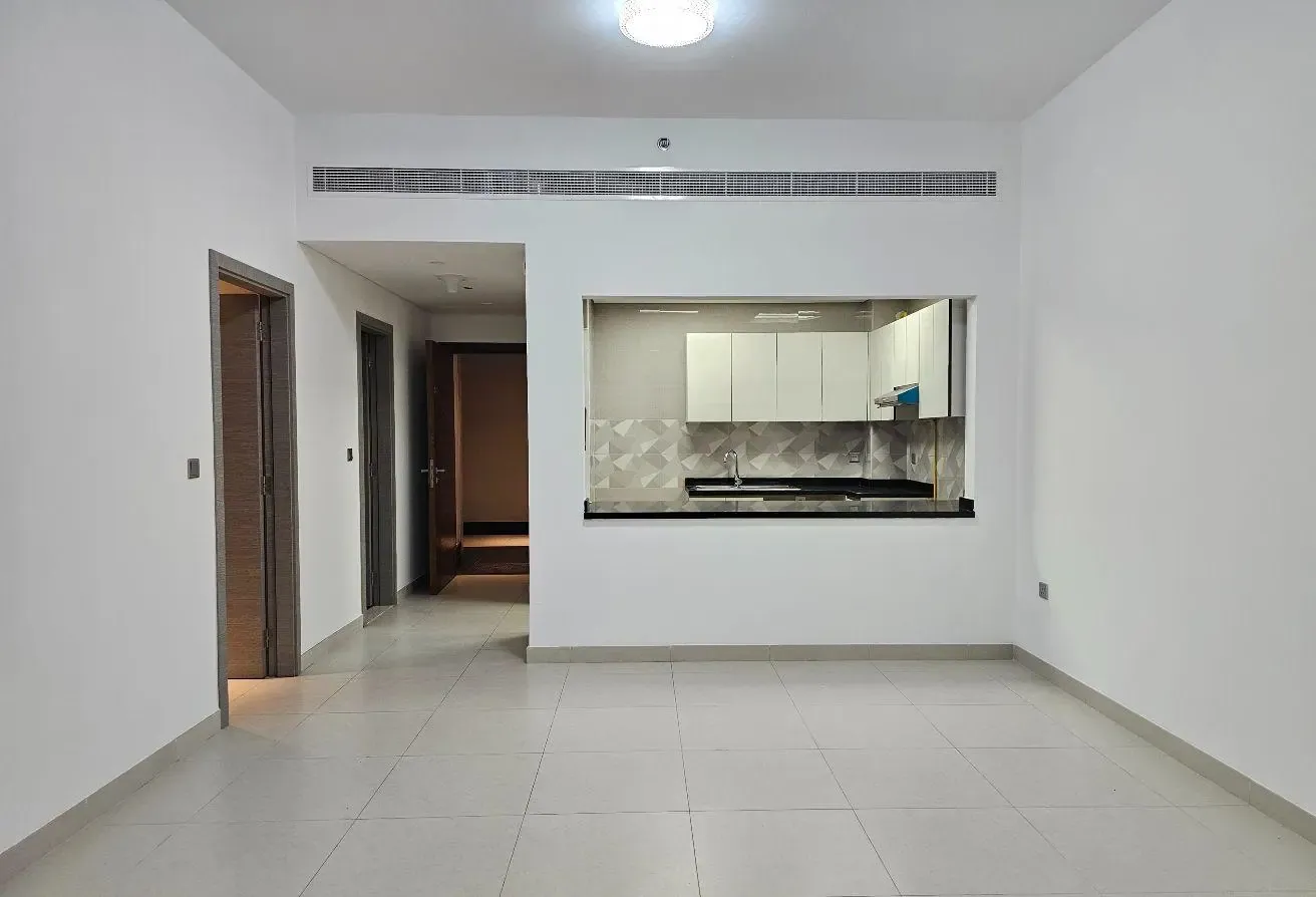 Spacious | Flexible # of Cheques | Family Bldg