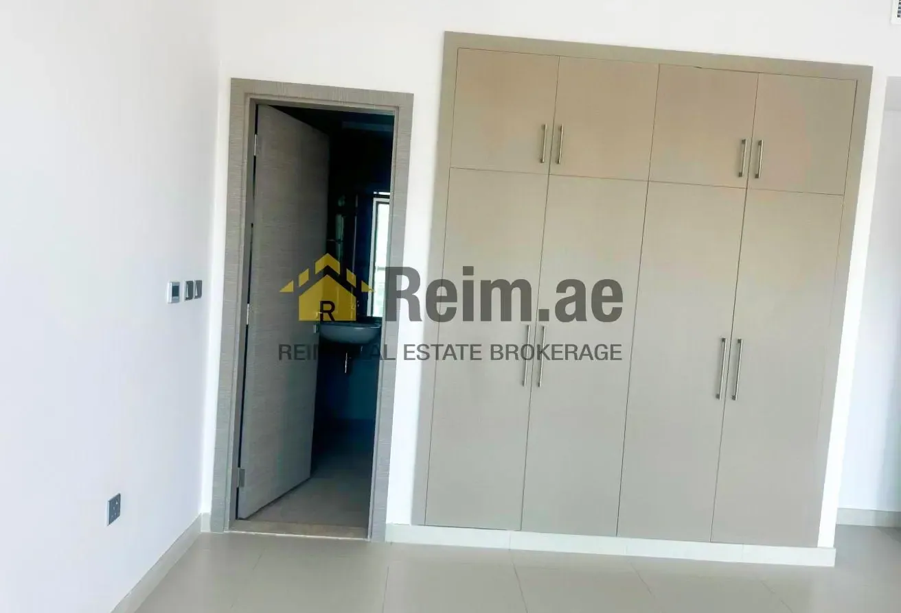 Well Maintained | Prime Location | Brand New