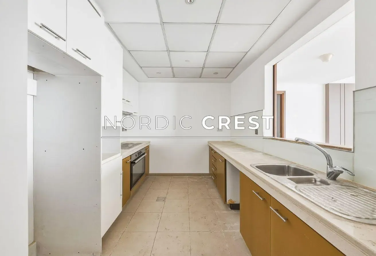 Spacious 3BR+Maids | Panoramic Views | Vacant Now