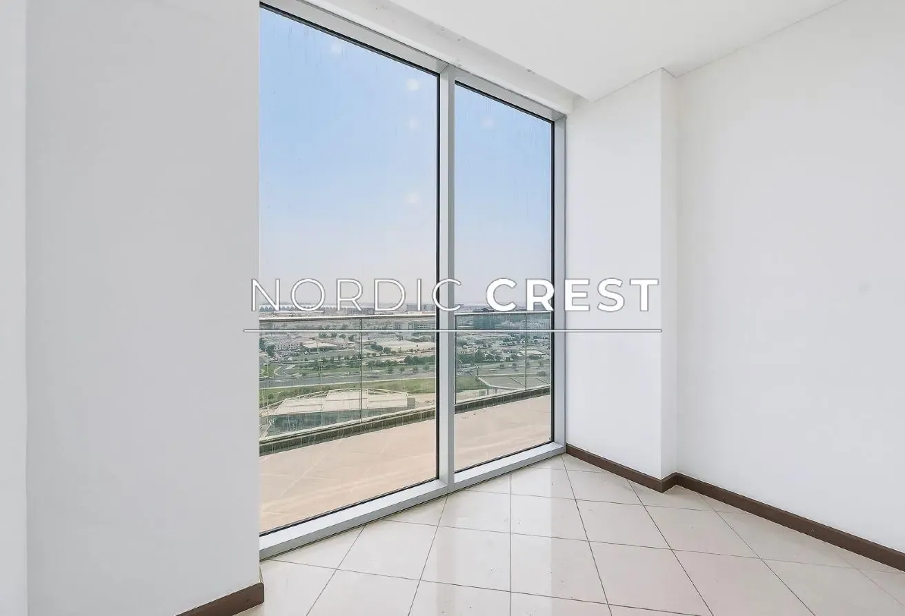 Spacious 3BR+Maids | Panoramic Views | Vacant Now