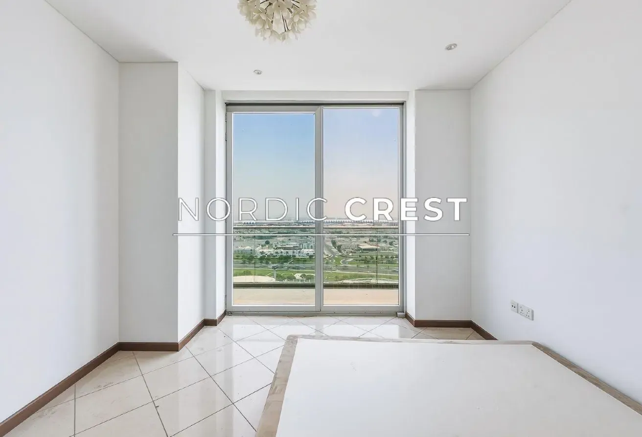 Spacious 3BR+Maids | Panoramic Views | Vacant Now