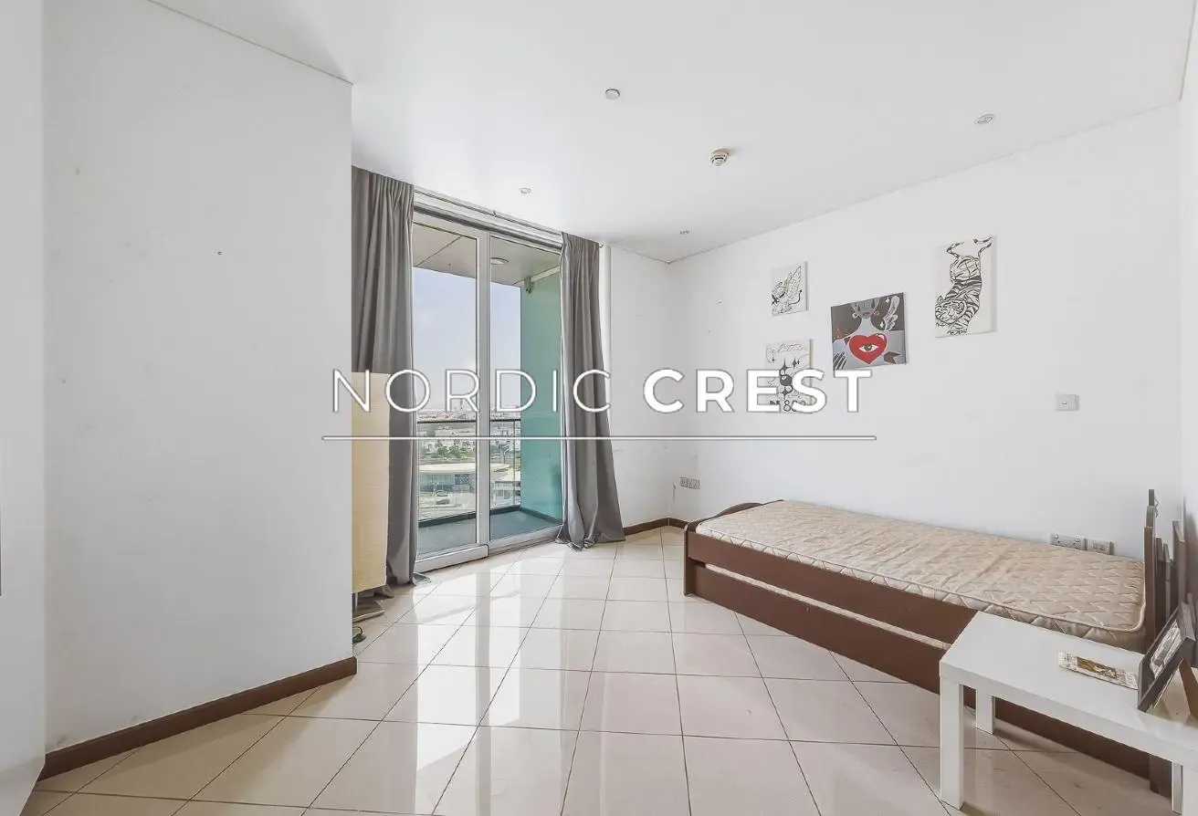 Waterfront Living | Rare Dual Views | Vacant Now
