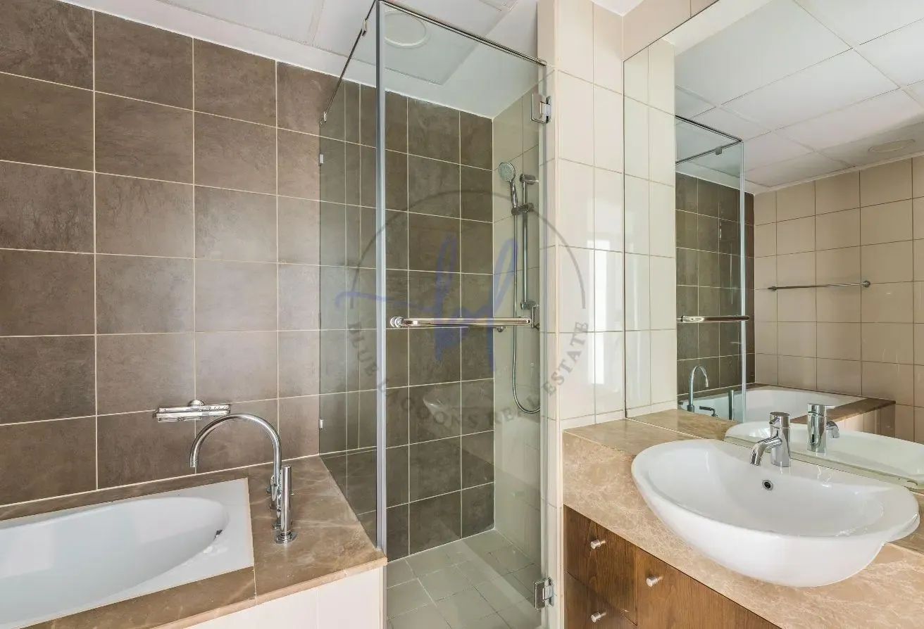 Full Creek Views | Balconies Apt | Call the Expert