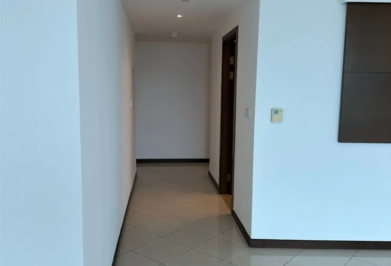 Marsa Plaza Core 1 | Elegant Creekside Apartment