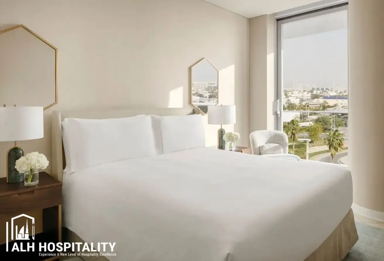 Premium 2BR Apt | Waterfront Views | Bills incl