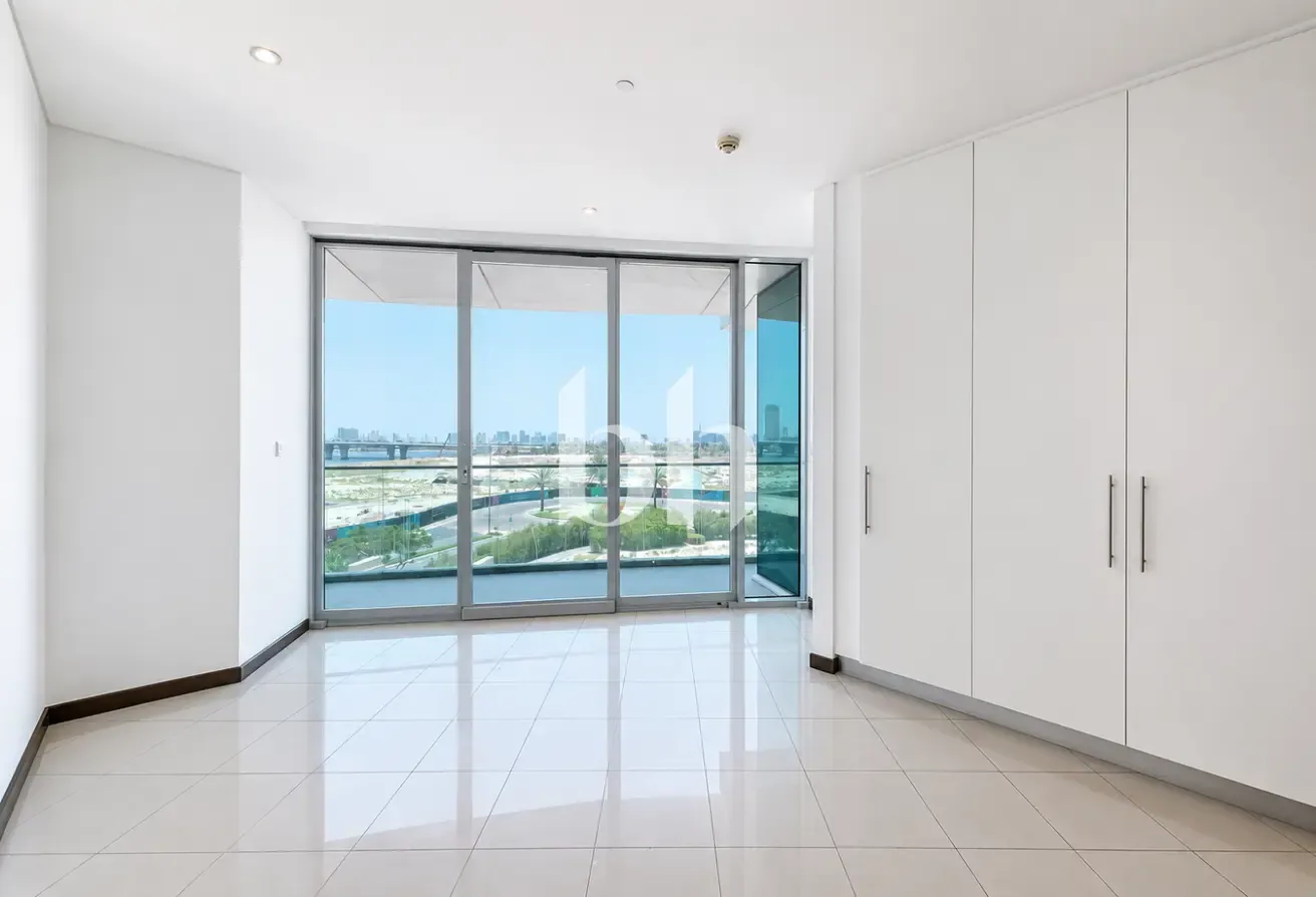 Spacious | Unfurnished | 2 bedroom