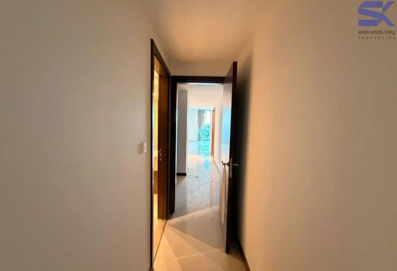 Fully furnished | Spacious | Vacant