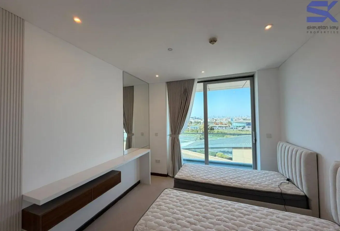 Fully furnished | Spacious | Vacant
