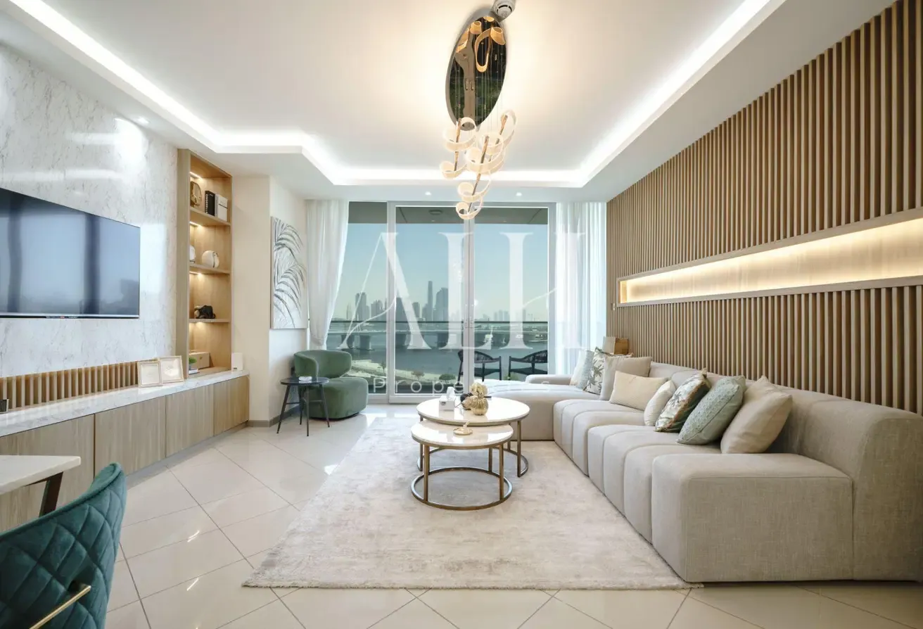 Full Creek Views | Upgraded | Fully Furnished