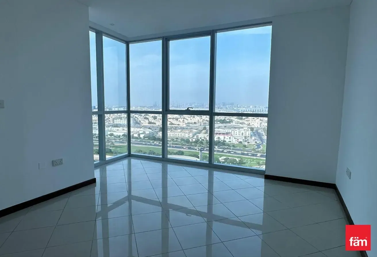 Rare | Amazing 360 Views | Huge Layout