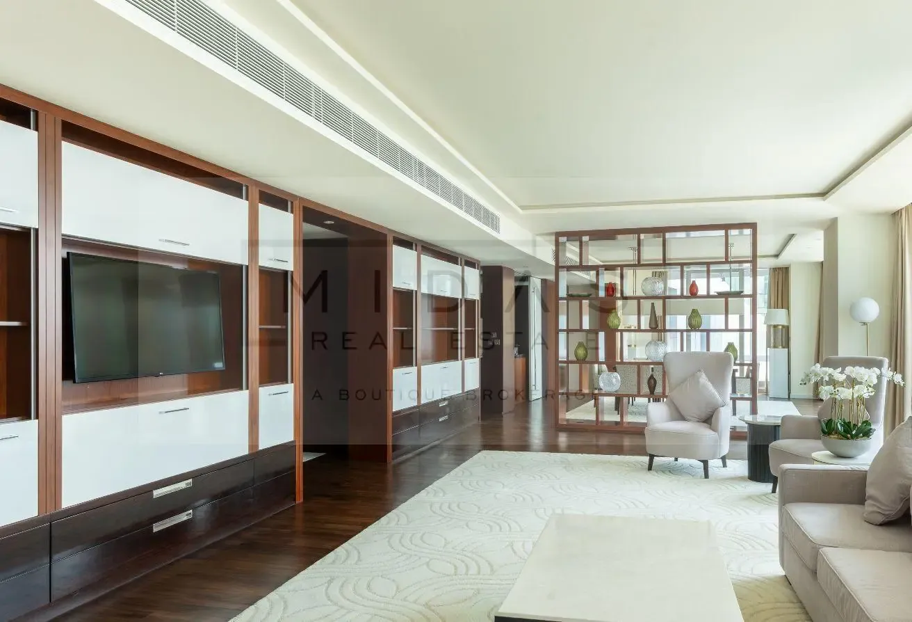 Duplex I Spacious I Panoramic Waterfront Views