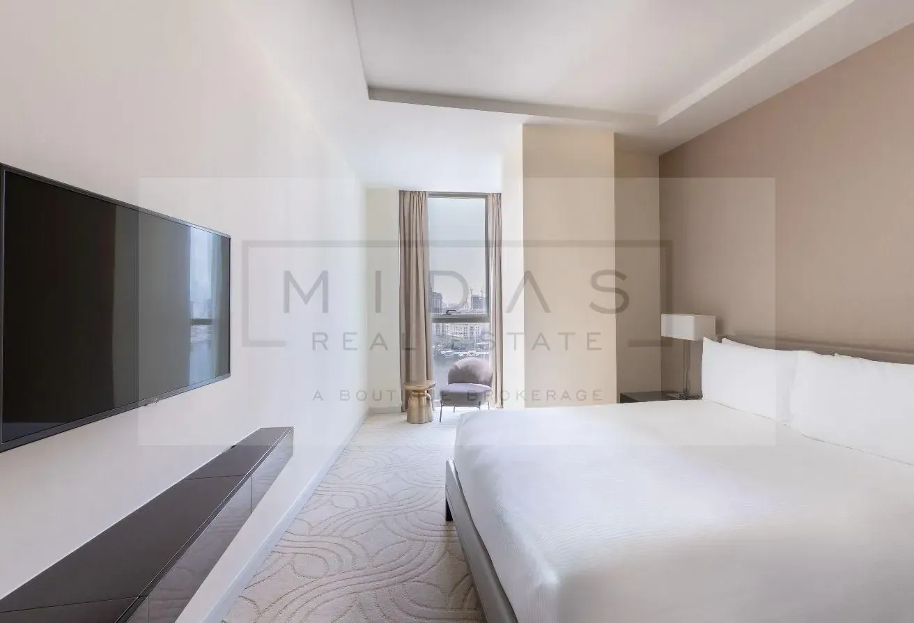 Duplex I Spacious I Panoramic Waterfront Views