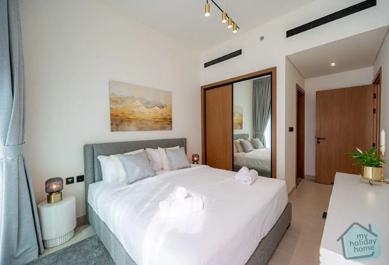 Summer Offer: Modern Apartment | Prime Location