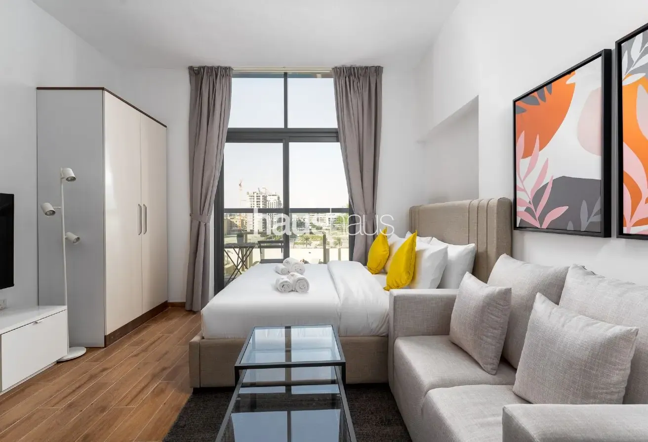 Beautiful Pool View | Chic & Spacious Studio