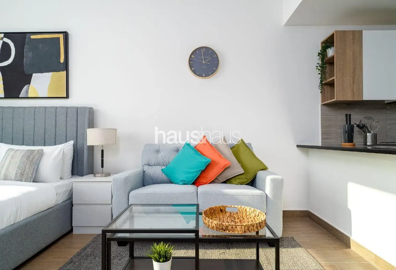 Spacious and Bright | Fully Equipped Studio