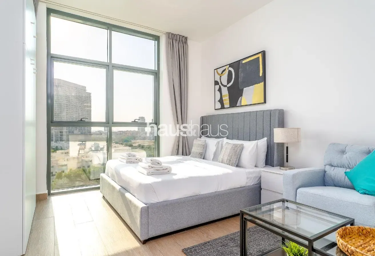 Spacious and Bright | Fully Equipped Studio