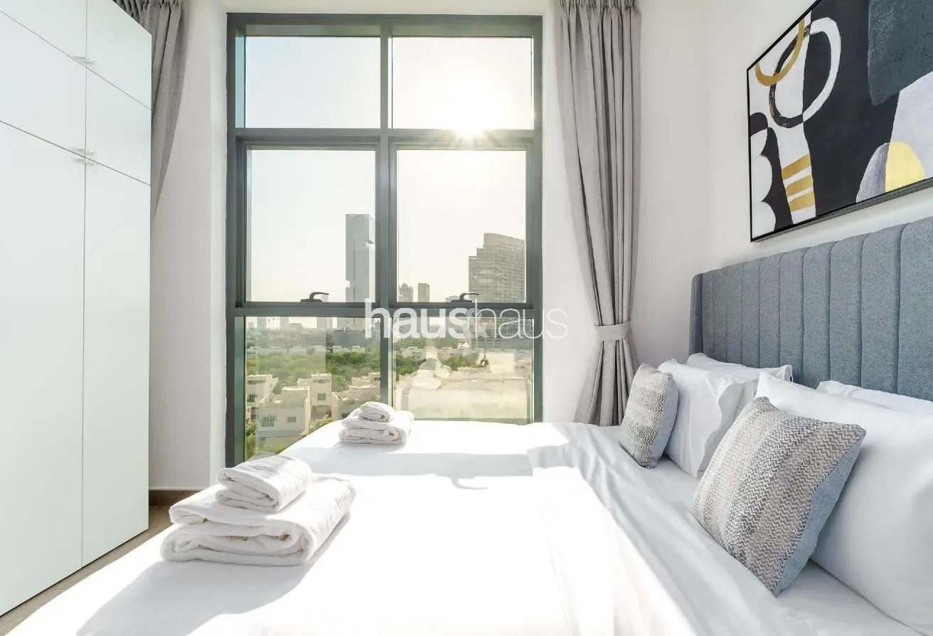 Spacious and Bright | Fully Equipped Studio