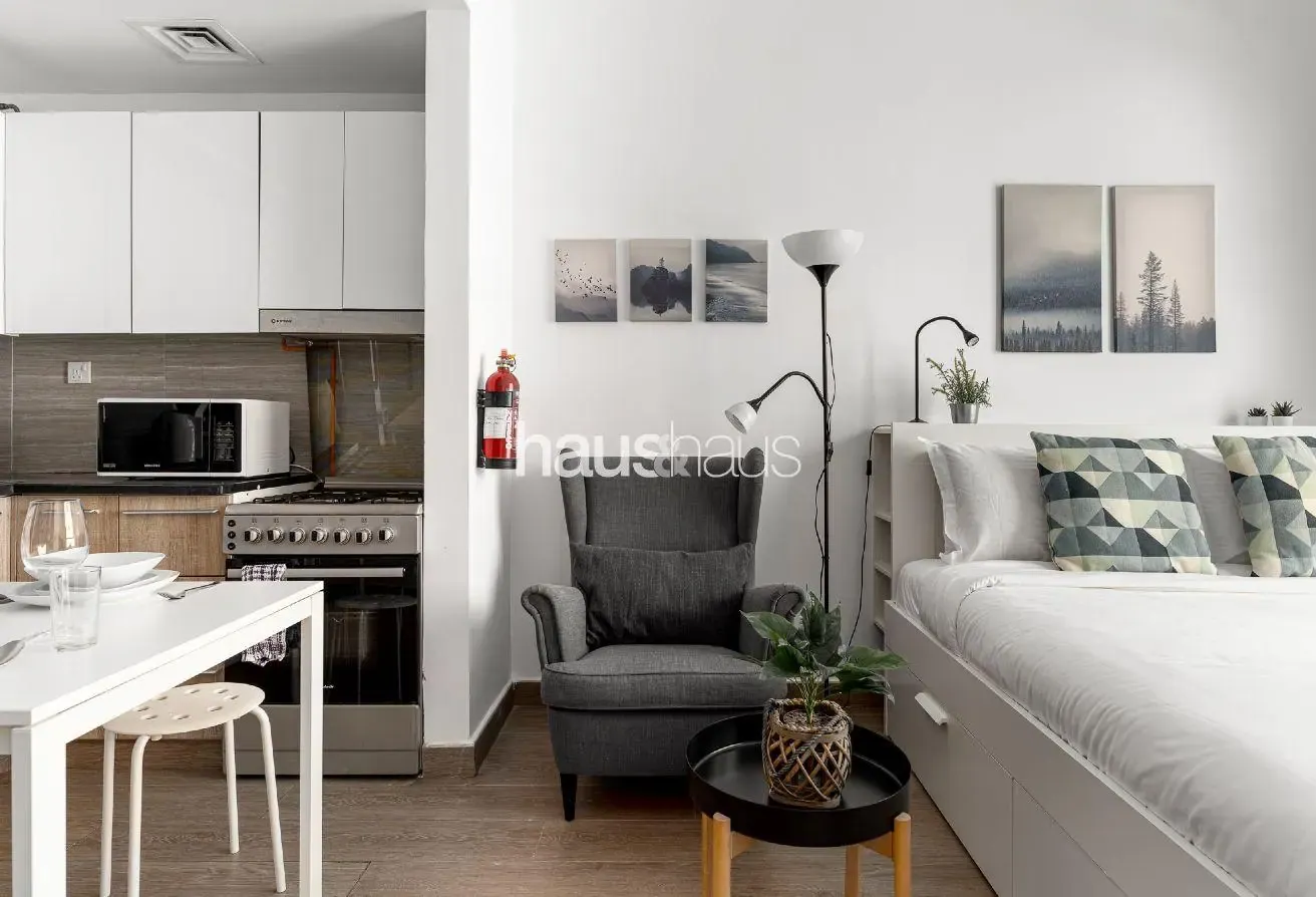 Fully Equipped | Modern Studio | Cosy