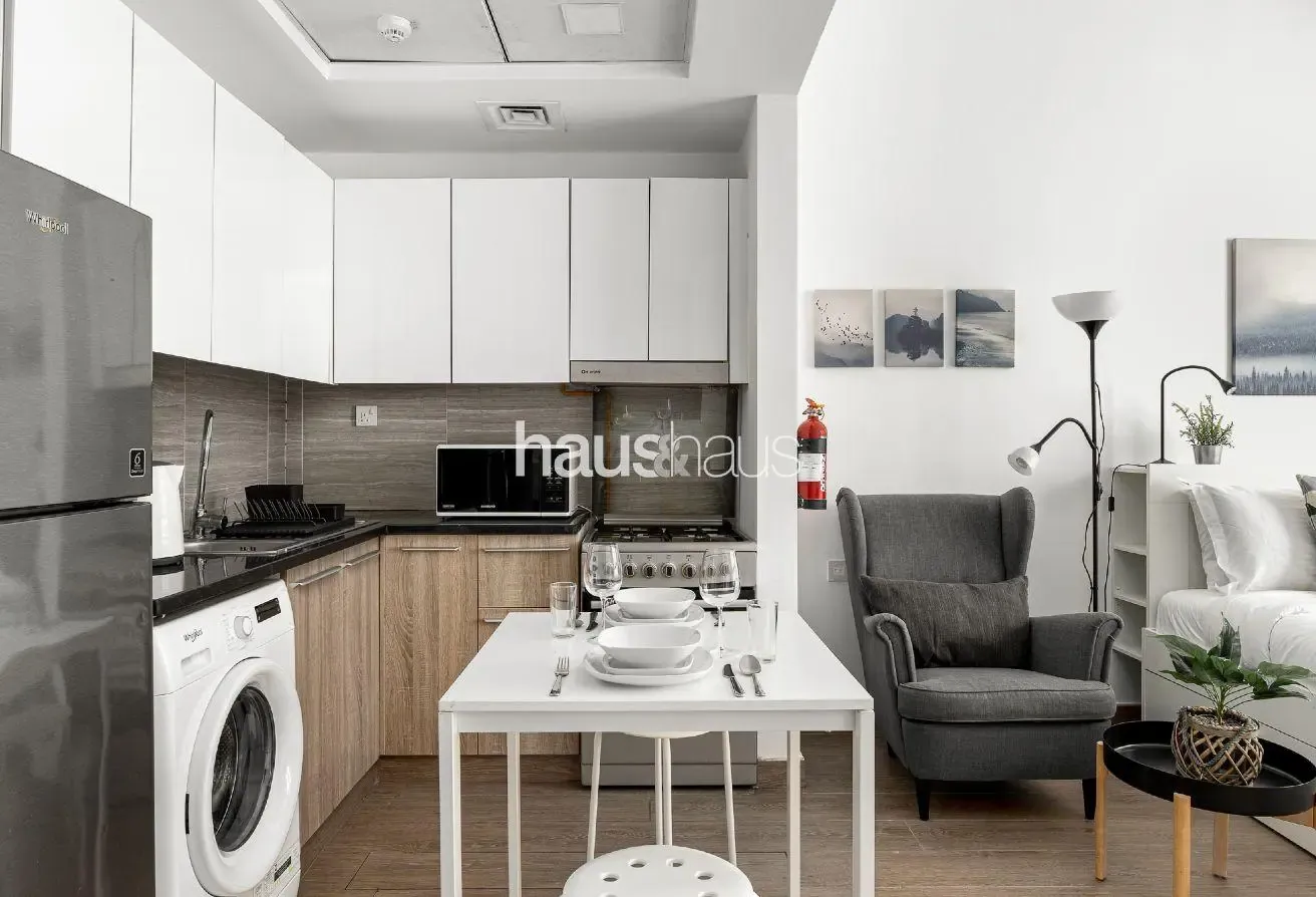 Fully Equipped | Modern Studio | Cosy