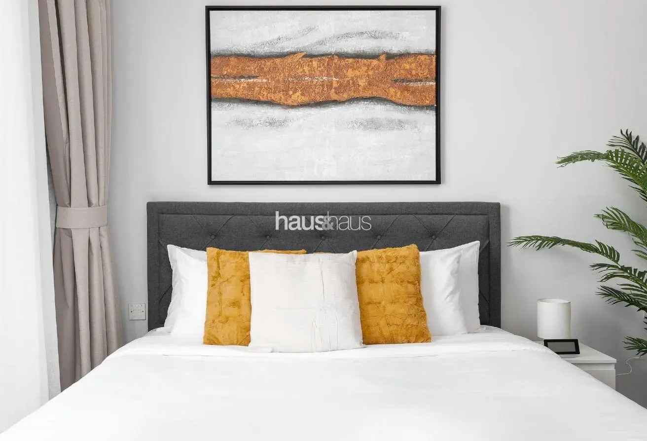 Gorgeous Community View | Nicely Furnished