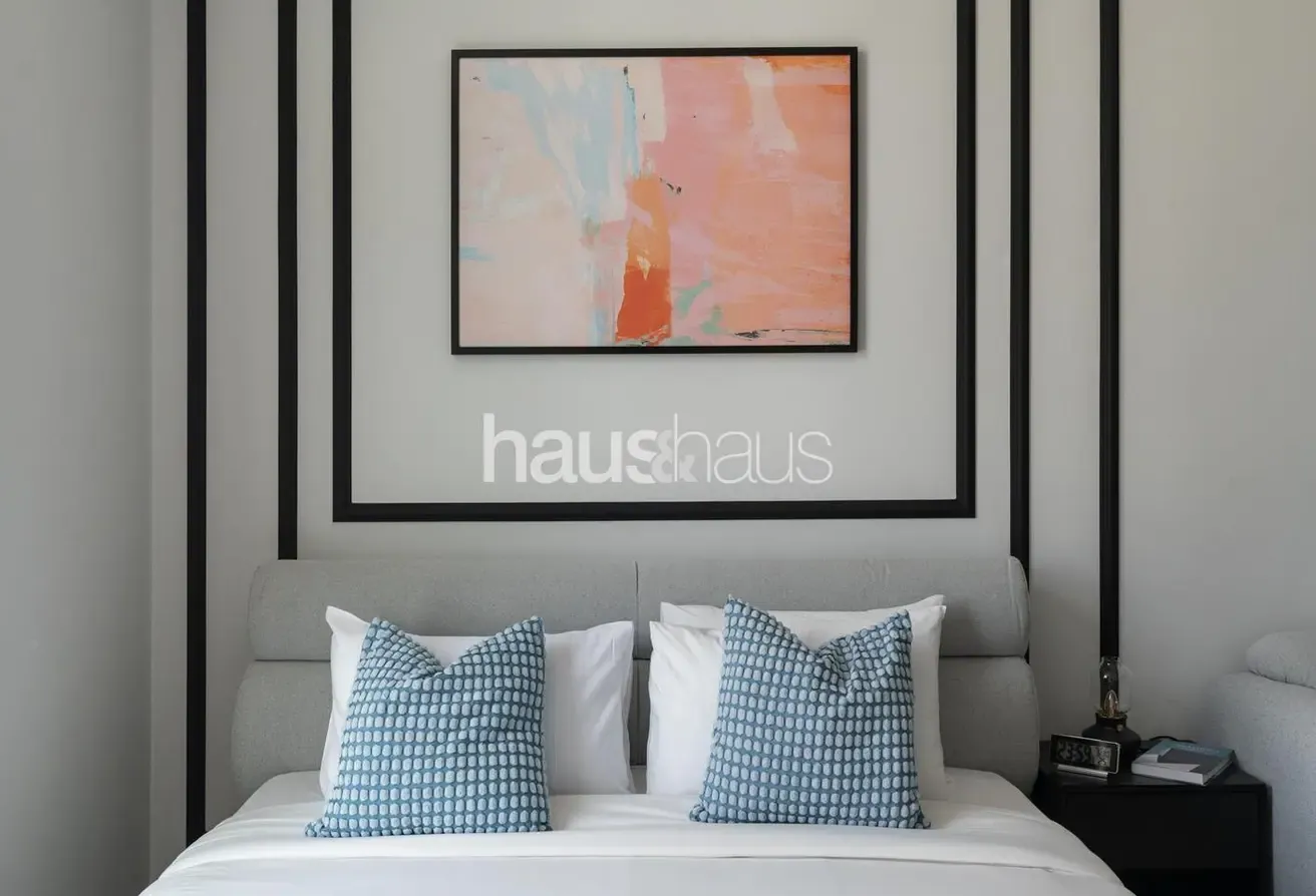 Newly Furnished | Beautiful Facilities | Near Park