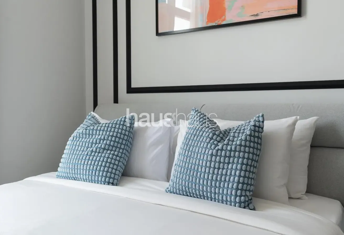 Newly Furnished | Beautiful Facilities | Near Park