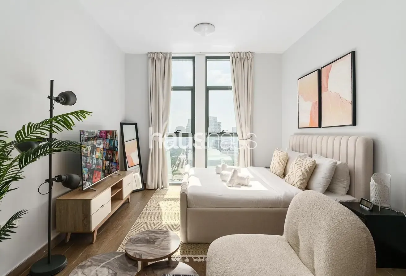 Chic Studio | Nice Amenities | Inviting