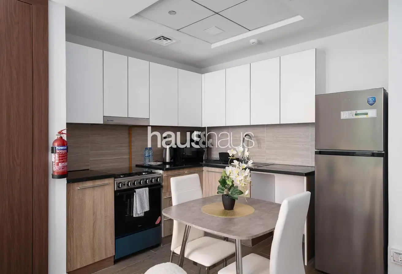 Chic Studio | Nice Amenities | Inviting