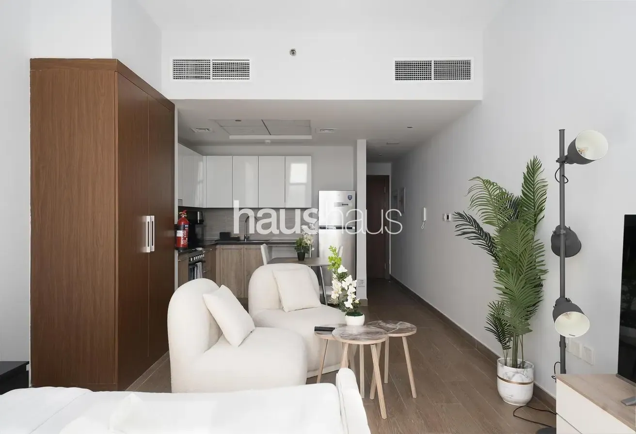 Chic Studio | Nice Amenities | Inviting