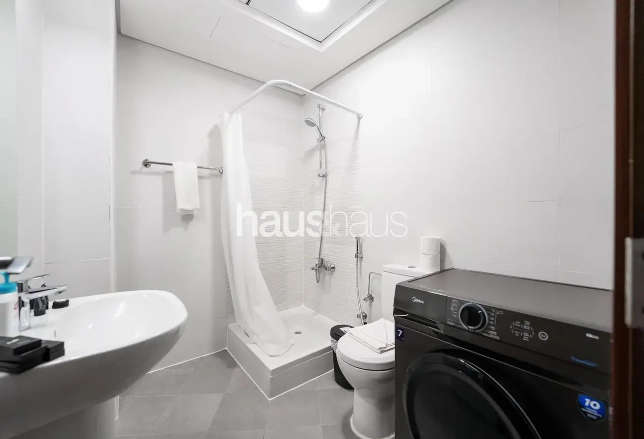 Chic Studio | Nice Amenities | Inviting