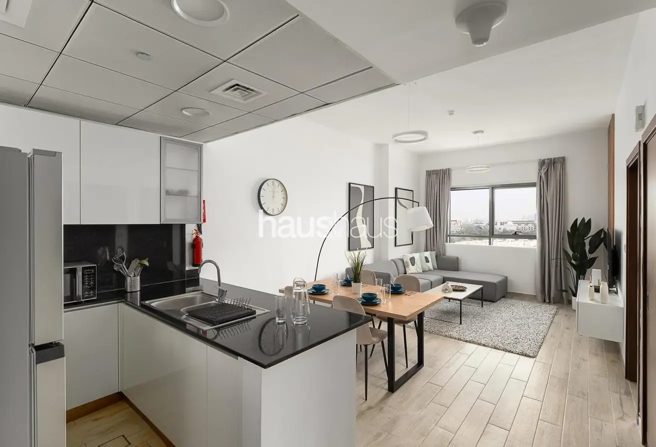 Beautiful JVC View | Bright Unit | Contemporary