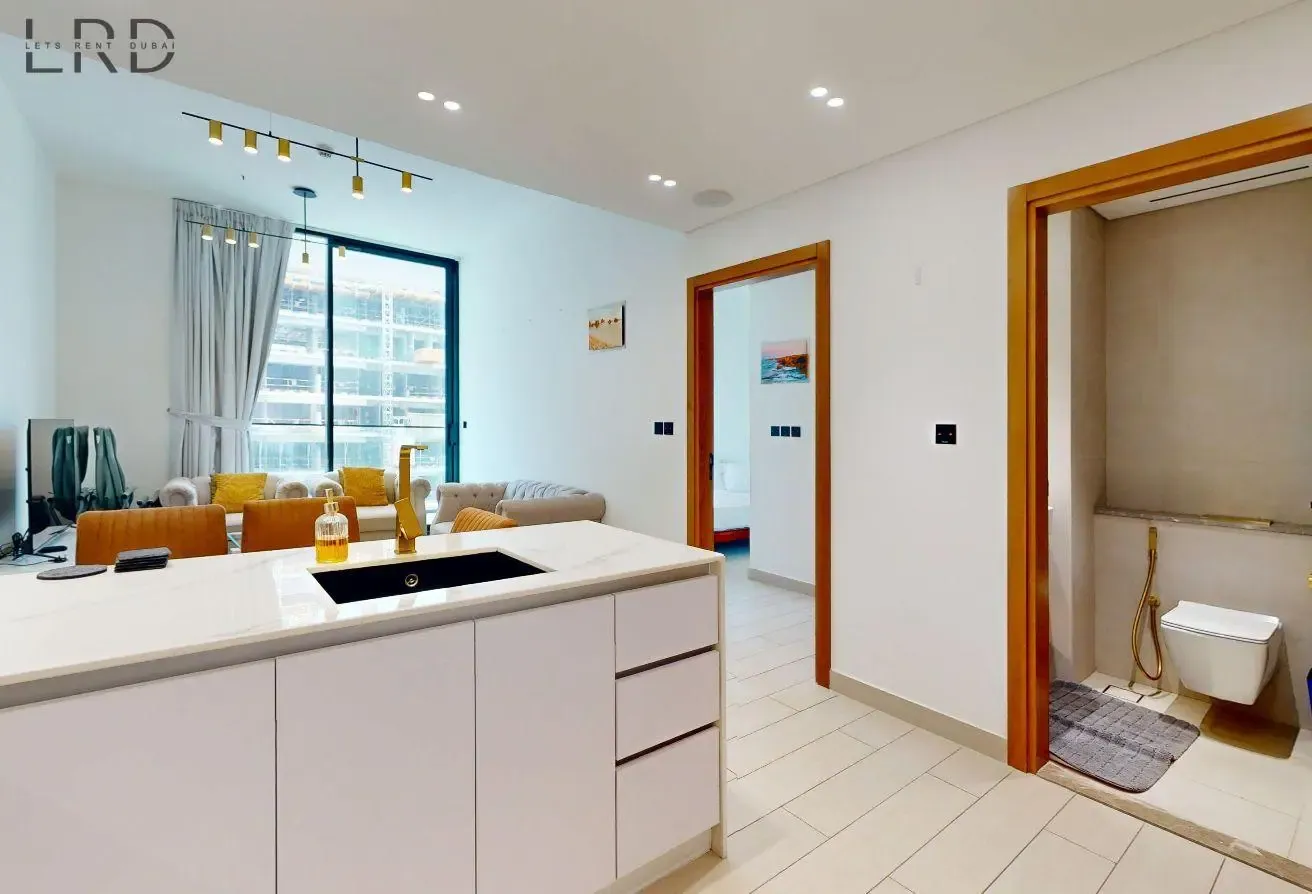 Elegant Stay at Binghatti Amber | Pool & Gym