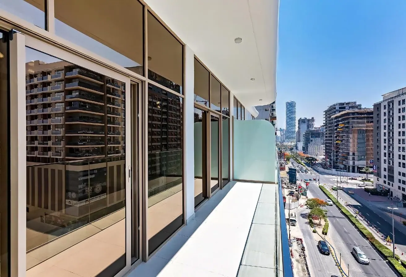 1 BR Furnished Apartment in Jumeirah Village Circle