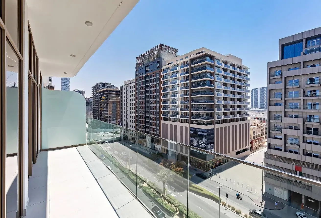 1 BR Furnished Apartment in Jumeirah Village Circle