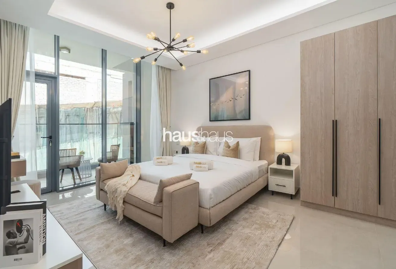 New Studio | Few Steps to Circle Mall | Pool View