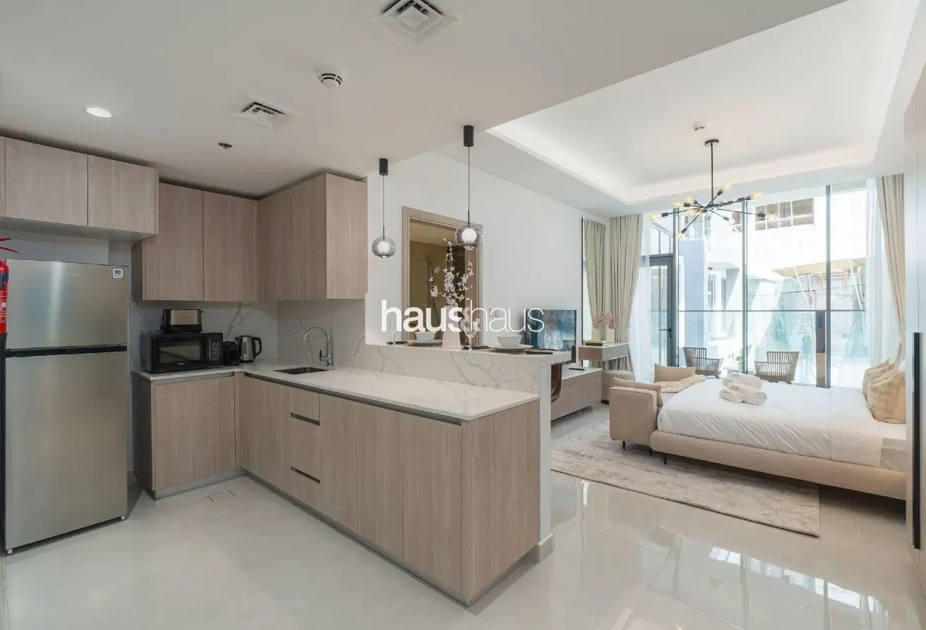 New Studio | Few Steps to Circle Mall | Pool View