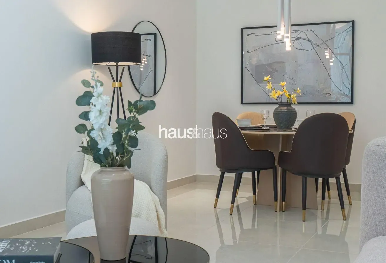Brand New | Pool View | Near Circle Mall