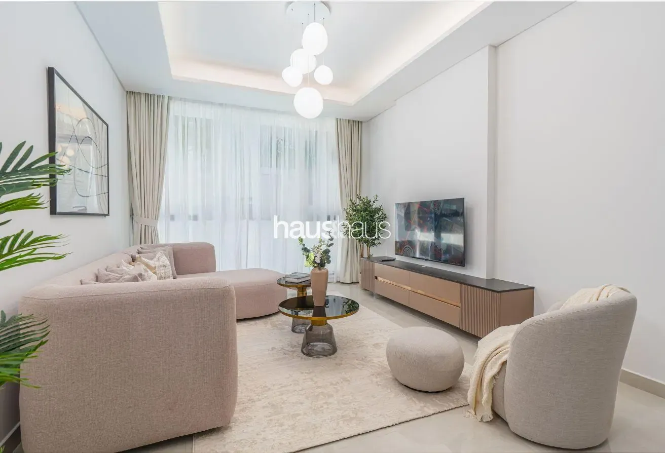 Brand New | Pool View | Near Circle Mall